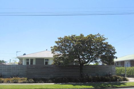 Photo of property in 16 Kilburn Street, Bishopdale, Christchurch, 8053