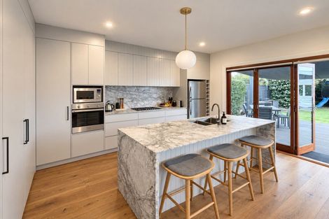 Photo of property in 17 Blighs Road, Strowan, Christchurch, 8052