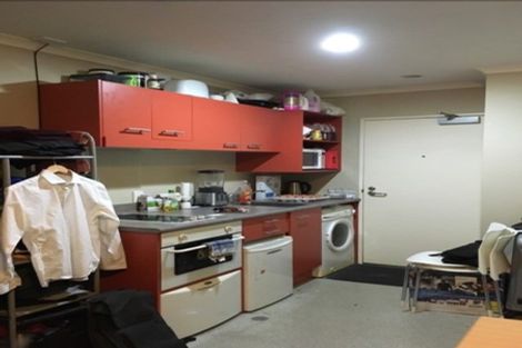 Photo of property in Aitken Street Apartments, 201/5 Aitken Street, Thorndon, Wellington, 6011