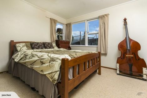 Photo of property in 6 Lauris Place, Birkdale, Auckland, 0626