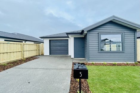 Photo of property in 5 Oakvale Lane, Halswell, Christchurch, 8025