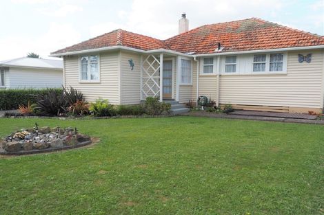 Photo of property in 77 Stout Street, Shannon, 4821