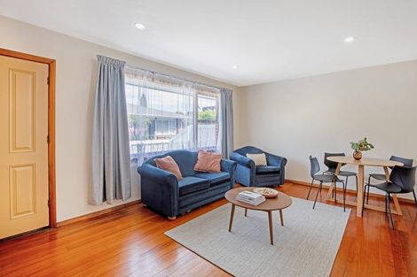 Photo of property in 2/28 Aikmans Road, Merivale, Christchurch, 8014