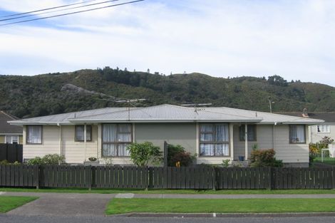 Photo of property in 78 Churton Crescent, Taita, Lower Hutt, 5011