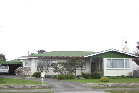 Photo of property in 37 Trinity Crescent, Pirimai, Napier, 4112