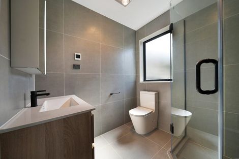 Photo of property in 6c Athena Drive, Totara Vale, Auckland, 0629