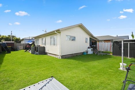 Photo of property in 117 Avalon Drive, Nawton, Hamilton, 3200