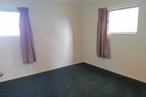 Photo of property in 2 Ashmore Place, Favona, Auckland, 2024