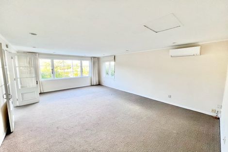 Photo of property in 76 Beach Road, Castor Bay, Auckland, 0620