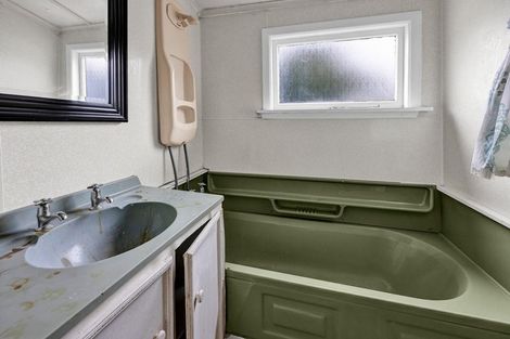 Photo of property in 51a Union Street, Hawera, 4610