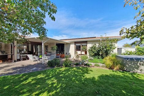 Photo of property in 34 Townshend Crescent, Greenmeadows, Napier, 4112