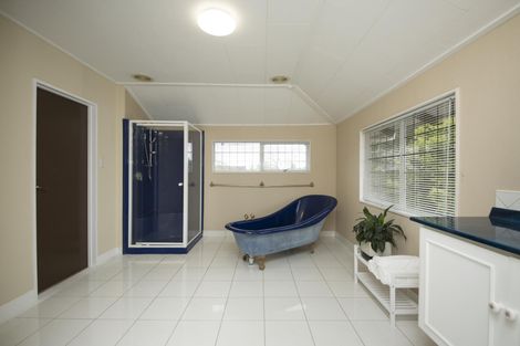 Photo of property in 106 Waterloo Crescent, Hokowhitu, Palmerston North, 4410