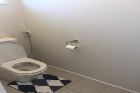 Photo of property in 2/246 Mount Wellington Highway, Mount Wellington, Auckland, 1060
