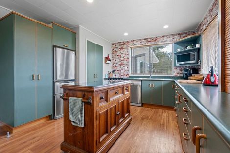 Photo of property in 620 Western Lake Road, Western Lake, Featherston, 5773