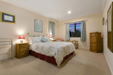 Photo of property in 89 Te Wharau Drive, Greenhithe, Auckland, 0632