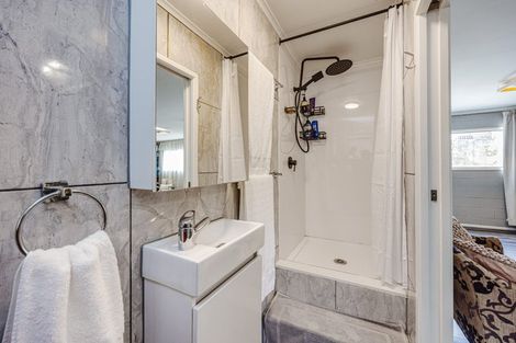 Photo of property in 22 Tatariki Street, Rosehill, Papakura, 2113