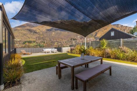 Photo of property in 3 Kincaid Place, Arthurs Point, Queenstown, 9371