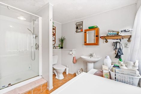 Photo of property in 45 John Dee Crescent, Red Beach, 0932