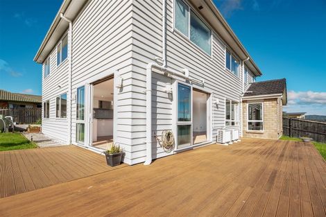 Photo of property in 47 Tiriwa Drive, Massey, Auckland, 0614