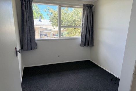 Photo of property in 13 Woodstock Road, Forrest Hill, Auckland, 0620