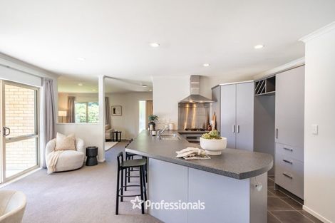 Photo of property in 24 Aragon Grove, Kingsley Heights, Upper Hutt, 5018