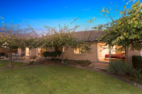 Photo of property in 19 Coleraine Drive, Rototuna, Hamilton, 3210