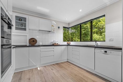 Photo of property in 12 Sunset Close, Western Heights, Hamilton, 3200