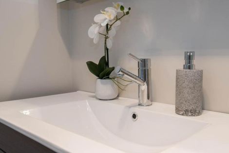 Photo of property in 25/11 Ray Small Drive, Papakura, 2110