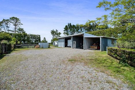 Photo of property in 325a Awai Road, Tarurutangi, New Plymouth, 4372