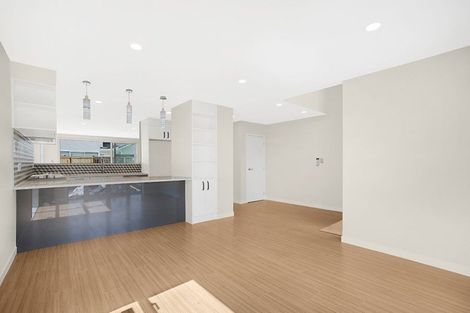 Photo of property in 1 Peat Way, Takanini, 2112