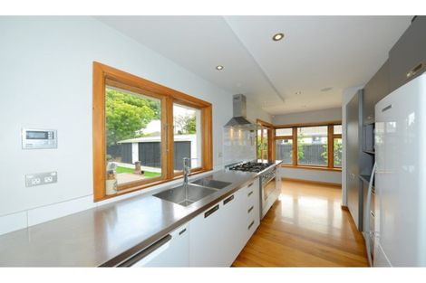 Photo of property in 13 Wallace Street, Bryndwr, Christchurch, 8053