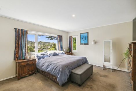 Photo of property in 53 Makara Road, Karori, Wellington, 6012