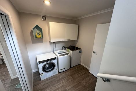 Photo of property in 24 Kiteroa Terrace, Rothesay Bay, Auckland, 0630