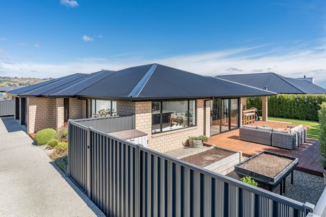 Photo of property in 211 Wingatui Road, Mosgiel, 9024