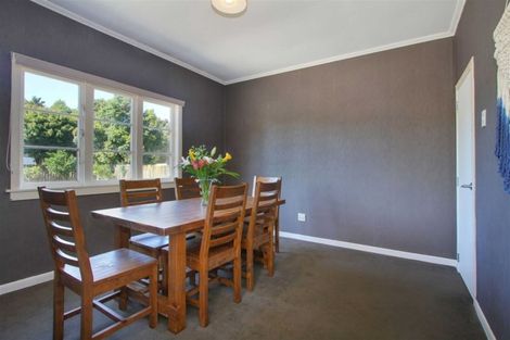 Photo of property in 24 Holland Street, Pukekohe, 2120