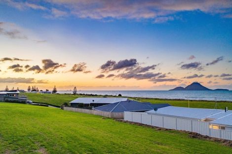 Photo of property in 50 Pacific Parade, Coastlands, Whakatane, 3120