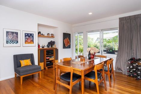 Photo of property in 44 Simla Avenue, Havelock North, 4130