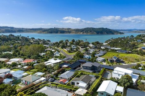 Photo of property in 21c Lorenzen Bay Road, Raglan, 3225