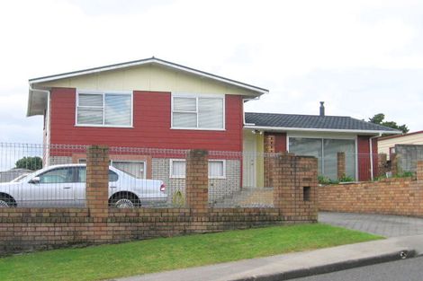 Photo of property in 40 Dellwood Avenue, Henderson, Auckland, 0612
