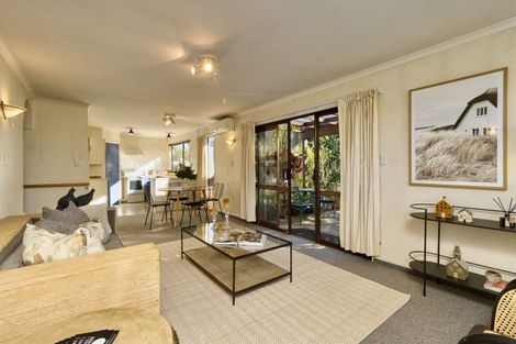 Photo of property in 3/20 Mangarau Crescent, Havelock North, 4130