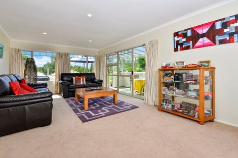 Photo of property in 4b Tui Street, Torbay, Auckland, 0630