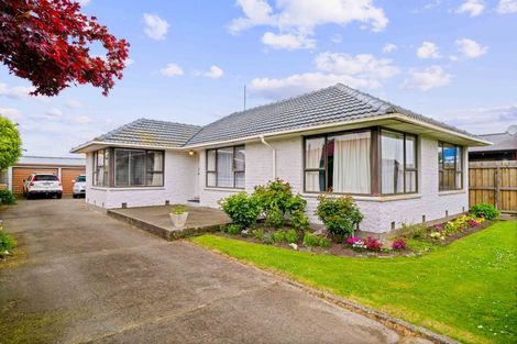 Photo of property in 6 Skerten Avenue, Hornby, Christchurch, 8042