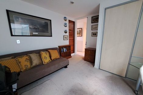 Photo of property in Portal Apartments, 6b/42 Cable Street, Te Aro, Wellington, 6011