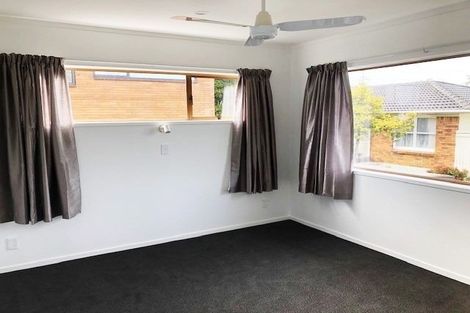 Photo of property in 2/41 Francis Street, Hauraki, Auckland, 0622