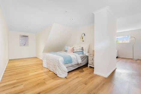 Photo of property in 1/113 Coronation Road, Hillcrest, Auckland, 0627