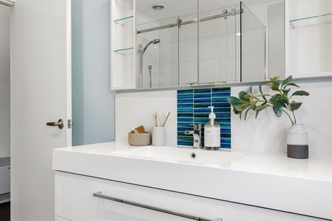 Photo of property in 8 Castle Way, Beckenham, Christchurch, 8023