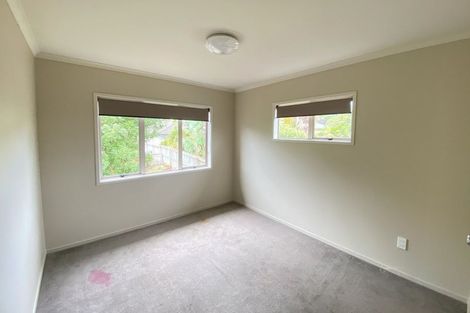 Photo of property in 12 Neaptide Close, Red Beach, 0932