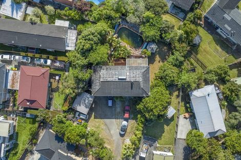 Photo of property in 342 Glenfield Road, Glenfield, Auckland, 0629