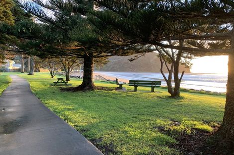 Photo of property in 11 Waiwera Place, Waiwera, Orewa, 0994