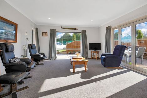 Photo of property in 28 Fergus Road, Loburn, Rangiora, 7472